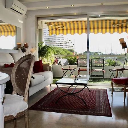 Pieds Dans L'eau: 2 Pieces, Grande Terrasse, Climatisation, - Fr-1-252a-127 Appartement Villeneuve-Loubet