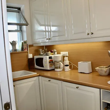 Pieds Dans L'eau: 2 Pieces, Grande Terrasse, Climatisation, - Fr-1-252a-127 Appartement